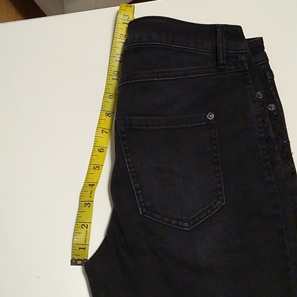 New INC high rise black denim with small black stone details on the front - Picture 9 of 14